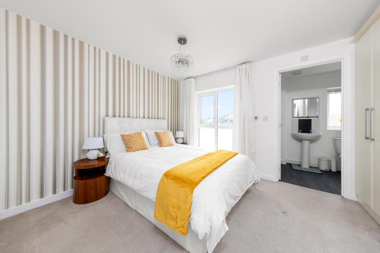 Royal House Wolverhampton - Perfect For Contractors & Large Groups Eksteriør billede
