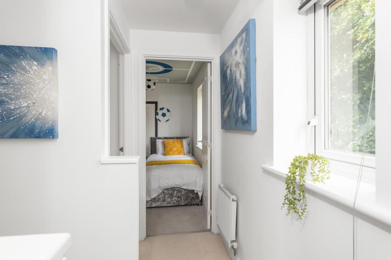 Royal House Wolverhampton - Perfect For Contractors & Large Groups Eksteriør billede