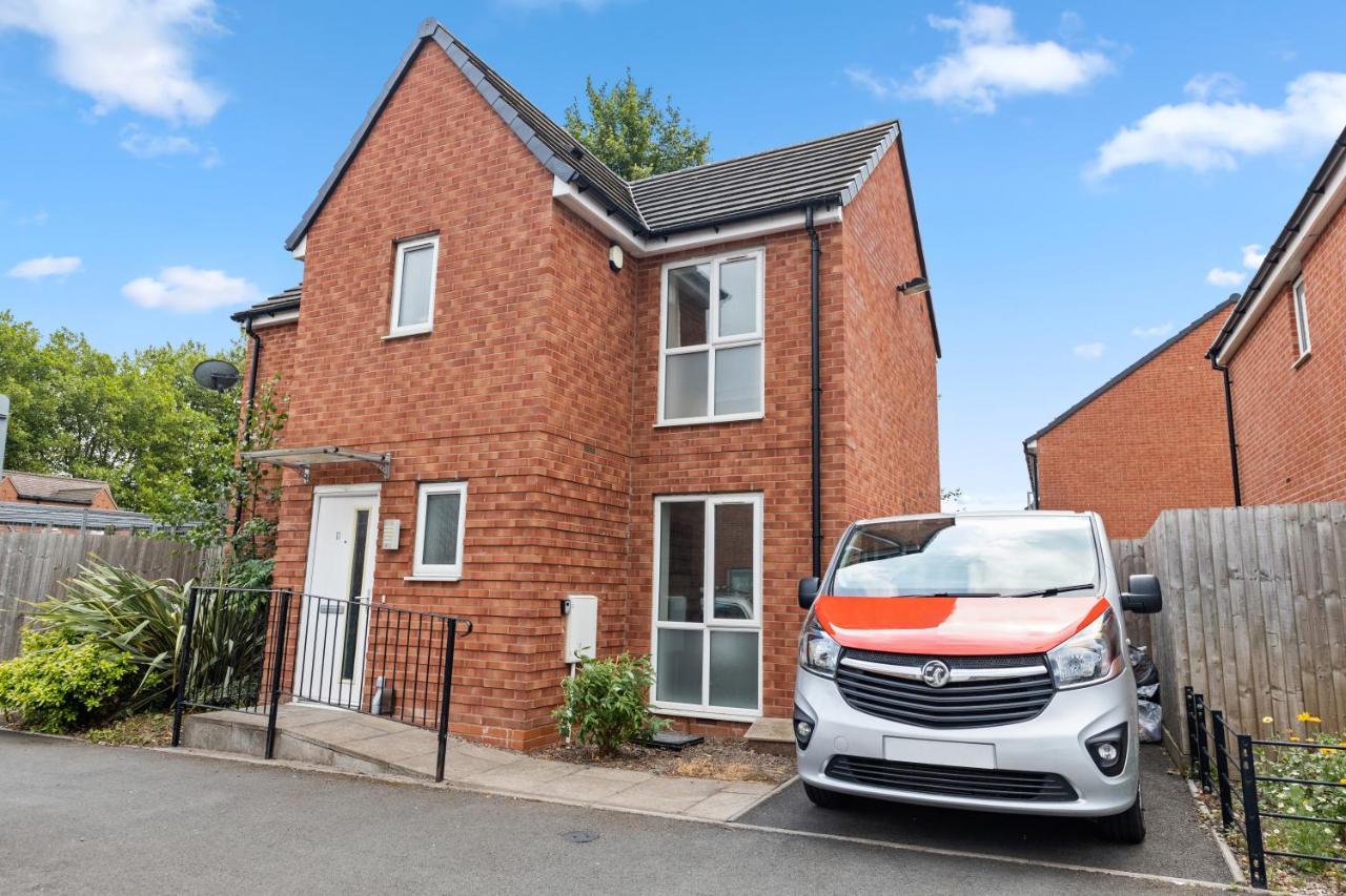 Royal House Wolverhampton - Perfect For Contractors & Large Groups Eksteriør billede