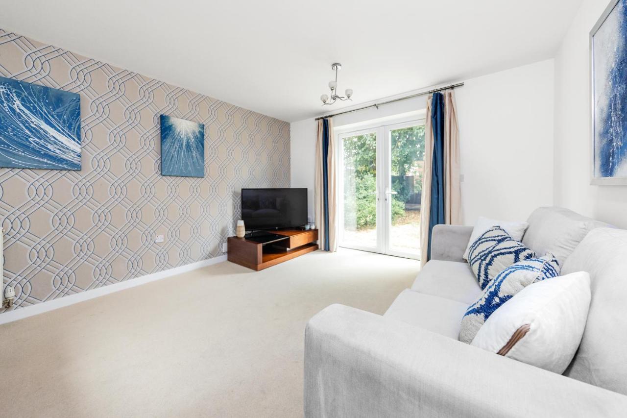 Royal House Wolverhampton - Perfect For Contractors & Large Groups Eksteriør billede